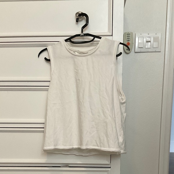 #0419 White Tank Top Size M Brand Mod Ref - Picture 1 of 3